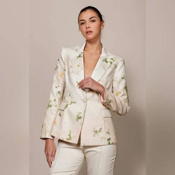 NWT Boutique Chloe Floral Printed Blazer & Straight-Leg Pant Set |Two-Piece Suit - Picture 4 of 10
